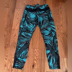 Lululemon Inspire Tight II - Palm lace Tofino Teal Multi